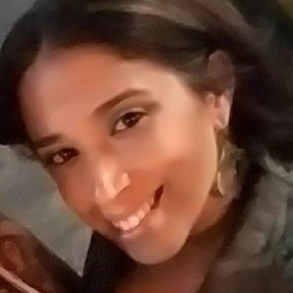 Meet your Posher, Leticia